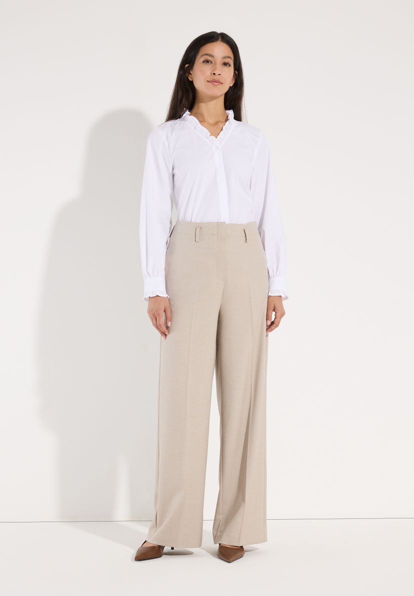 MORE & MORE Viskose-Mix-Hose in Beige mit fließender Webware, locker fallendem Schnitt, perfekt für hohen Tragekomfort. MORE & MORE Viskose-Mix-Hose in Beige mit fließender Webware, locker fallendem Schnitt, perfekt für hohen Tragekomfort.