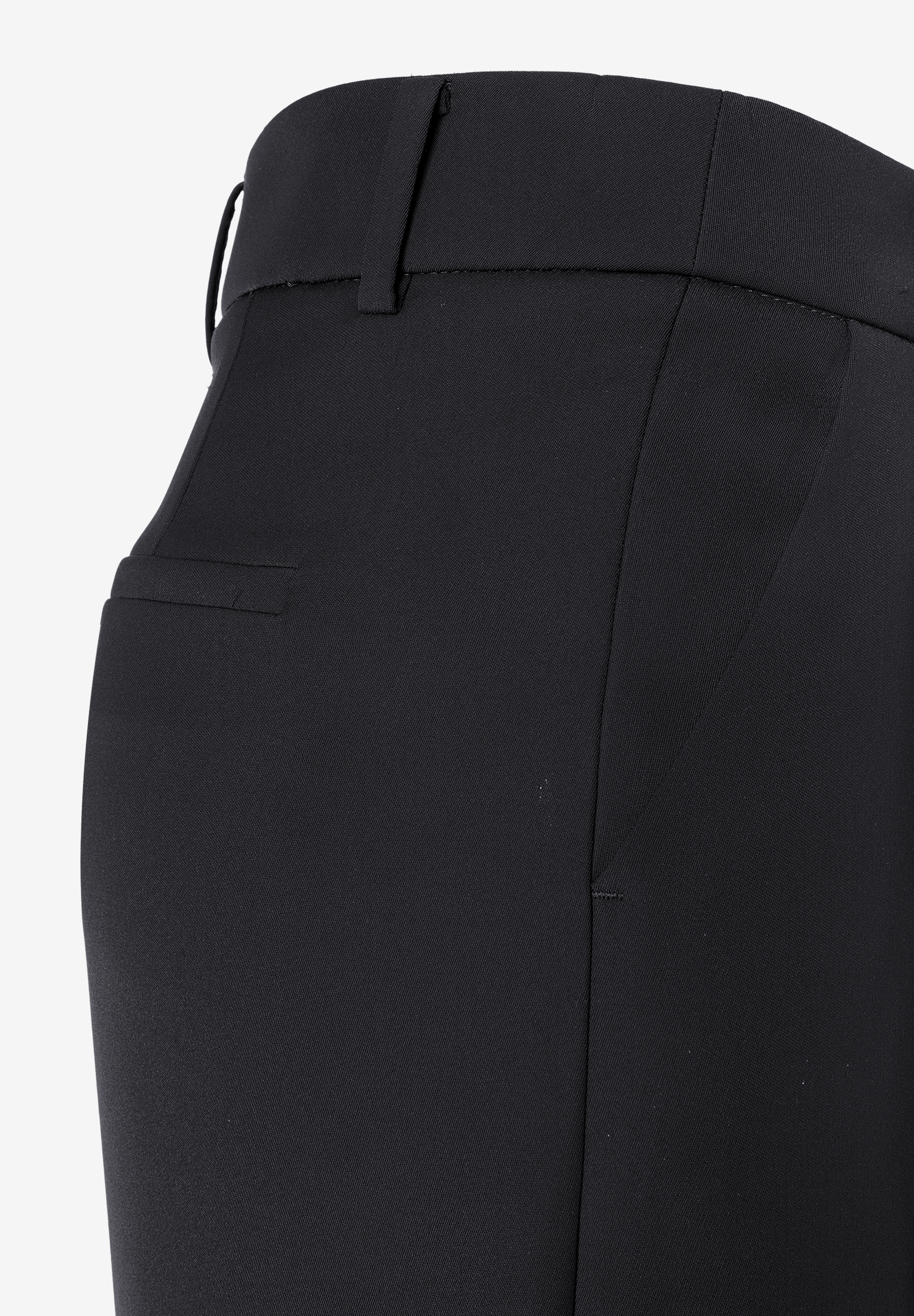 MORE & MORE schwarze Damenhose/Jeans aus Twill-Gewebe. Im Fokus: Bund mit Gürtelschlaufen und schräge Gesäßtasche. MORE & MORE schwarze Damenhose/Jeans aus Twill-Gewebe. Im Fokus: Bund mit Gürtelschlaufen und schräge Gesäßtasche.