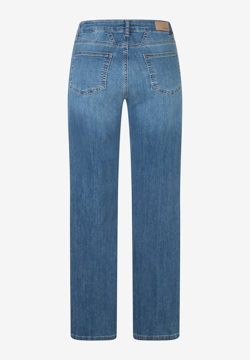 MORE & MORE Straight Leg Jeans in Blau, Rückansicht. Hoher Bund, klassische 5-Pocket-Form, Reißverschluss, Knopfverschluss.