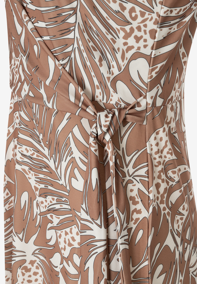 MORE & MORE Jersey-Kleid mit braun-weißem Blatt- und Animalprint. Mit V-Ausschnitt, Wickeloptik und Knotendetail an der Taille. MORE & MORE Jersey-Kleid mit braun-weißem Blatt- und Animalprint. Mit V-Ausschnitt, Wickeloptik und Knotendetail an der Taille.
