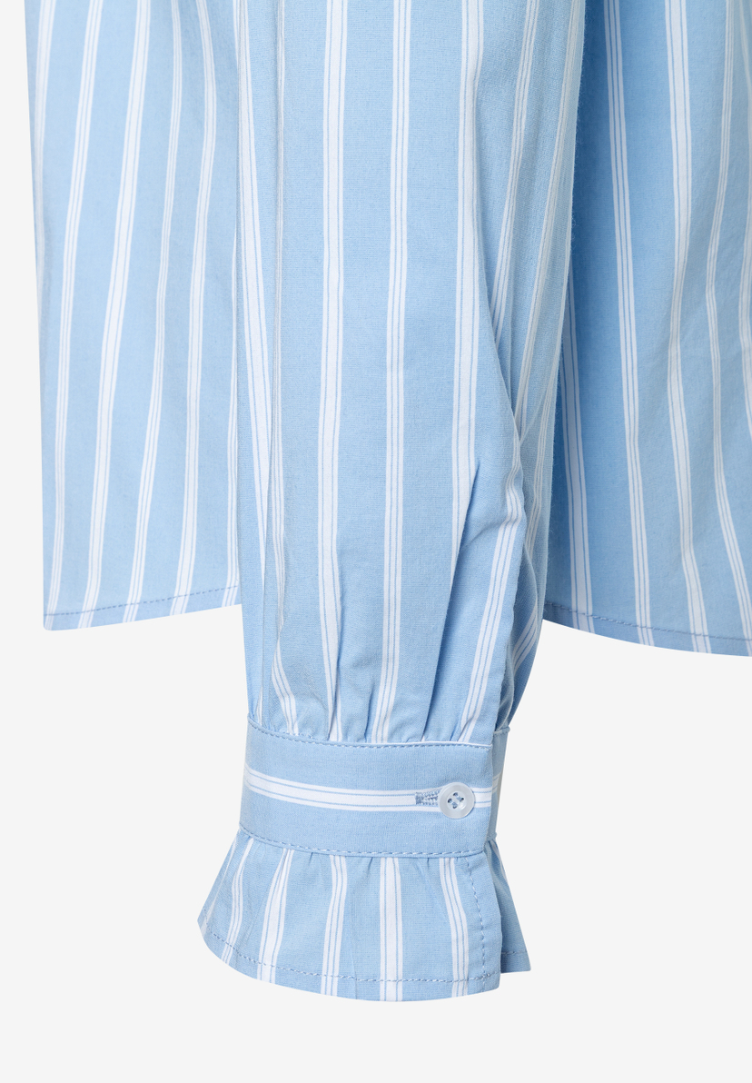 MORE & MORE Bluse: Hellblau-weiße gestreifte Ärmel mit Rüschenmanschette und Knopf