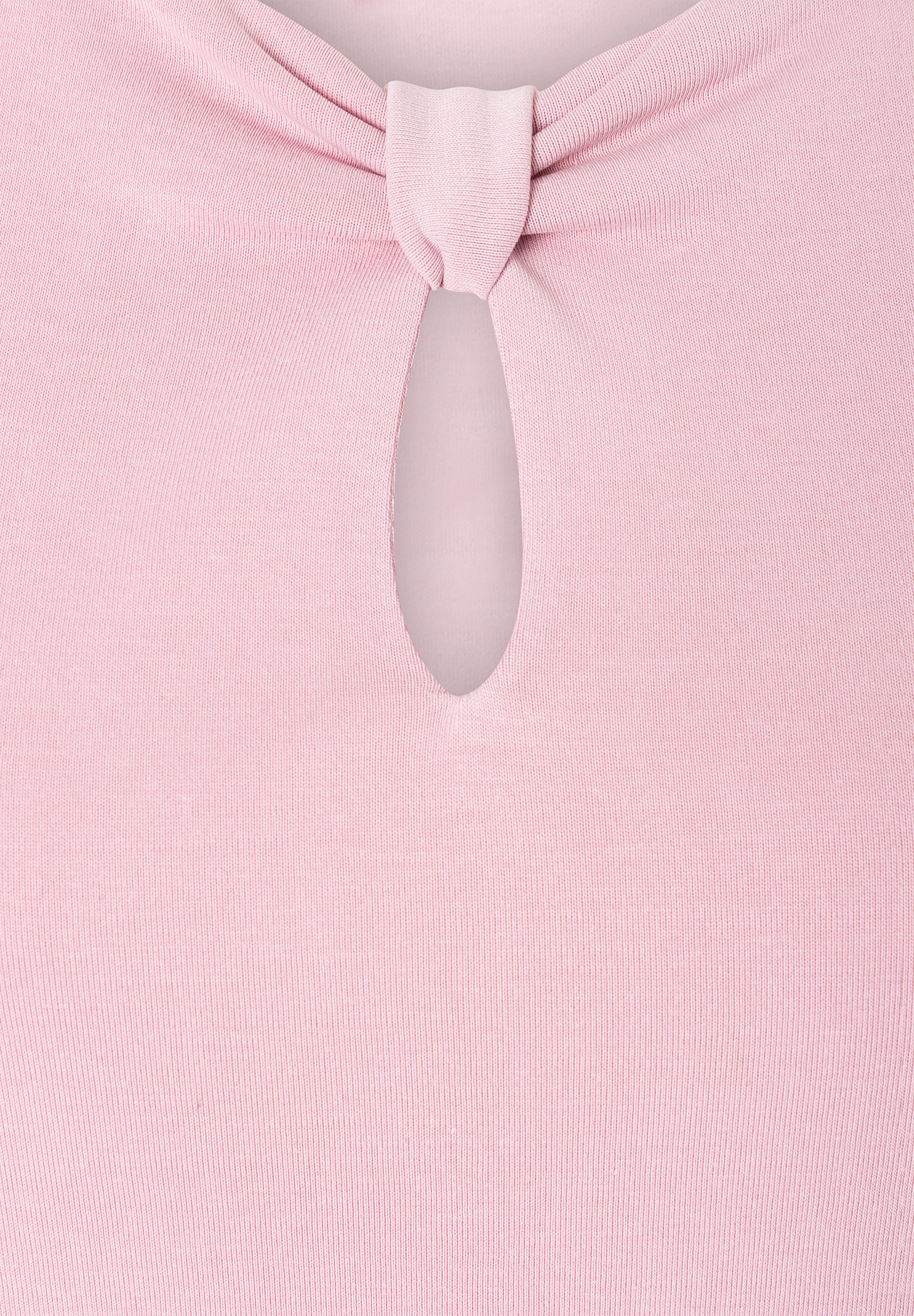 MORE & MORE Jersey-Oberteil in Zartrosa mit gerafftem Rundhalsausschnitt und Cut-Out MORE & MORE Jersey-Oberteil in Zartrosa mit gerafftem Rundhalsausschnitt und Cut-Out