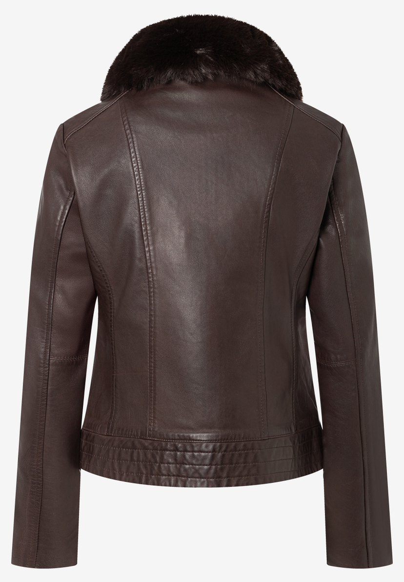MORE & MORE Damen-Lederjacke in Braun. Die Rückansicht zeigt eine glatte Oberfläche, abgesetzte Nähte und einen Fellkragen.