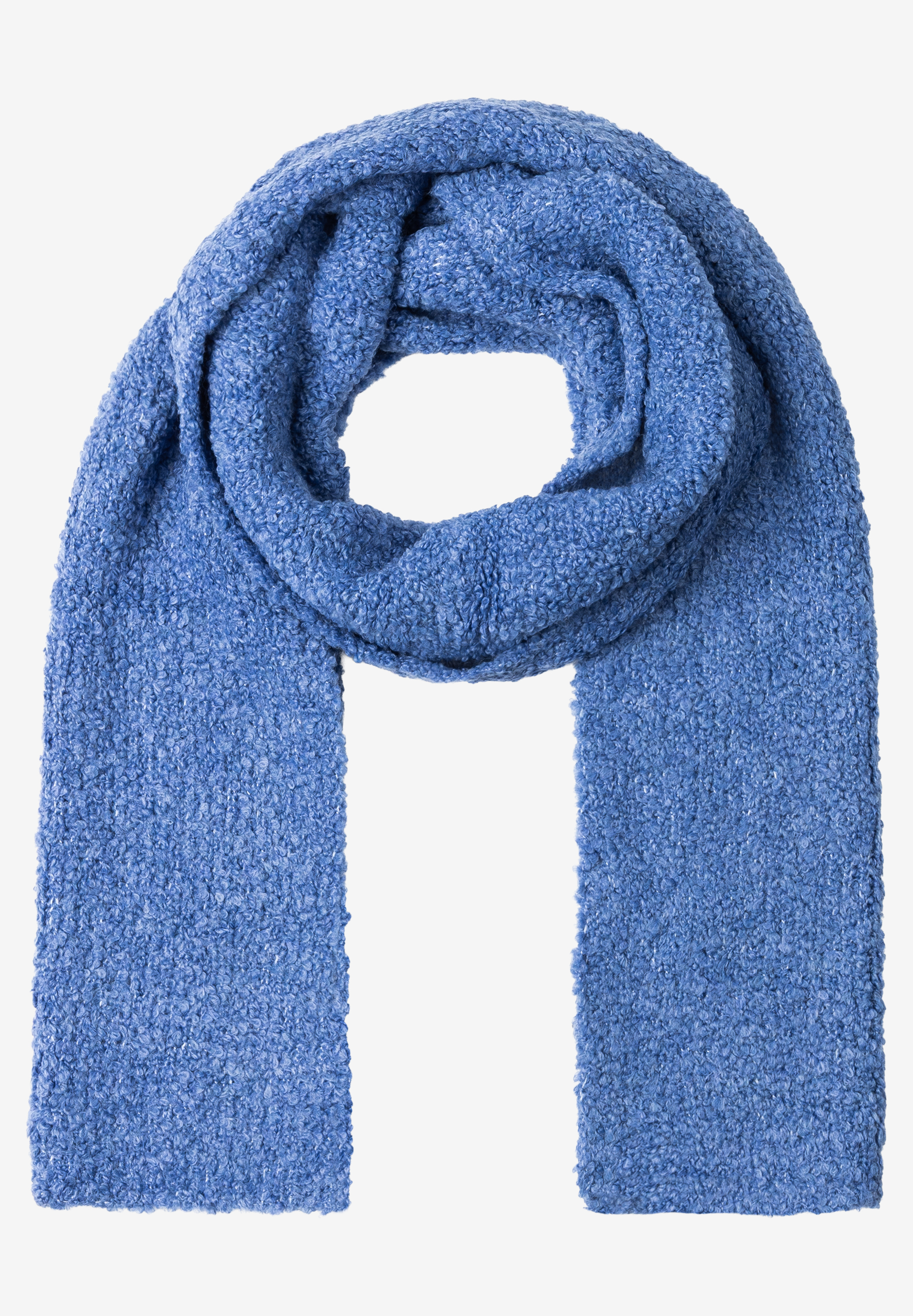 Ein hellblauer, gestrickter MORE & MORE Schal, der lässig drapiert ist. Ein hellblauer, gestrickter MORE & MORE Schal, der lässig drapiert ist.