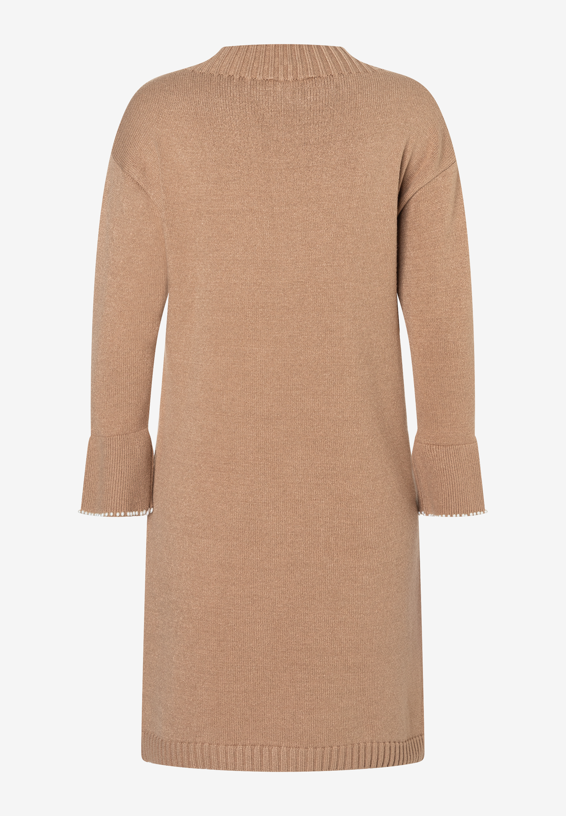 Ein MORE & MORE Strickoberteil in Beige, Rückansicht. An den Ärmeln eine zarte Perlenbordüre. Ein MORE & MORE Strickoberteil in Beige, Rückansicht. An den Ärmeln eine zarte Perlenbordüre.