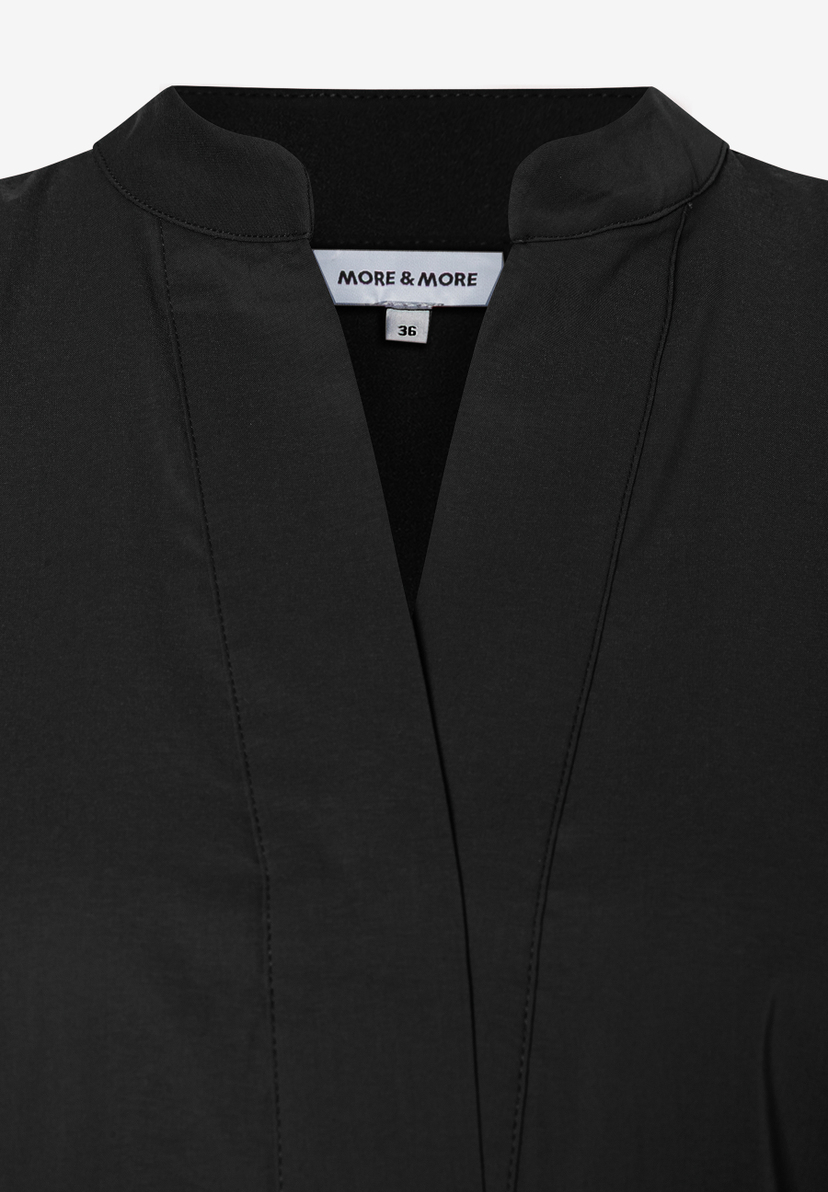 MORE & MORE schwarze Bluse, Gr. 36, mit V-Ausschnitt und Stehkragen MORE & MORE schwarze Bluse, Gr. 36, mit V-Ausschnitt und Stehkragen
