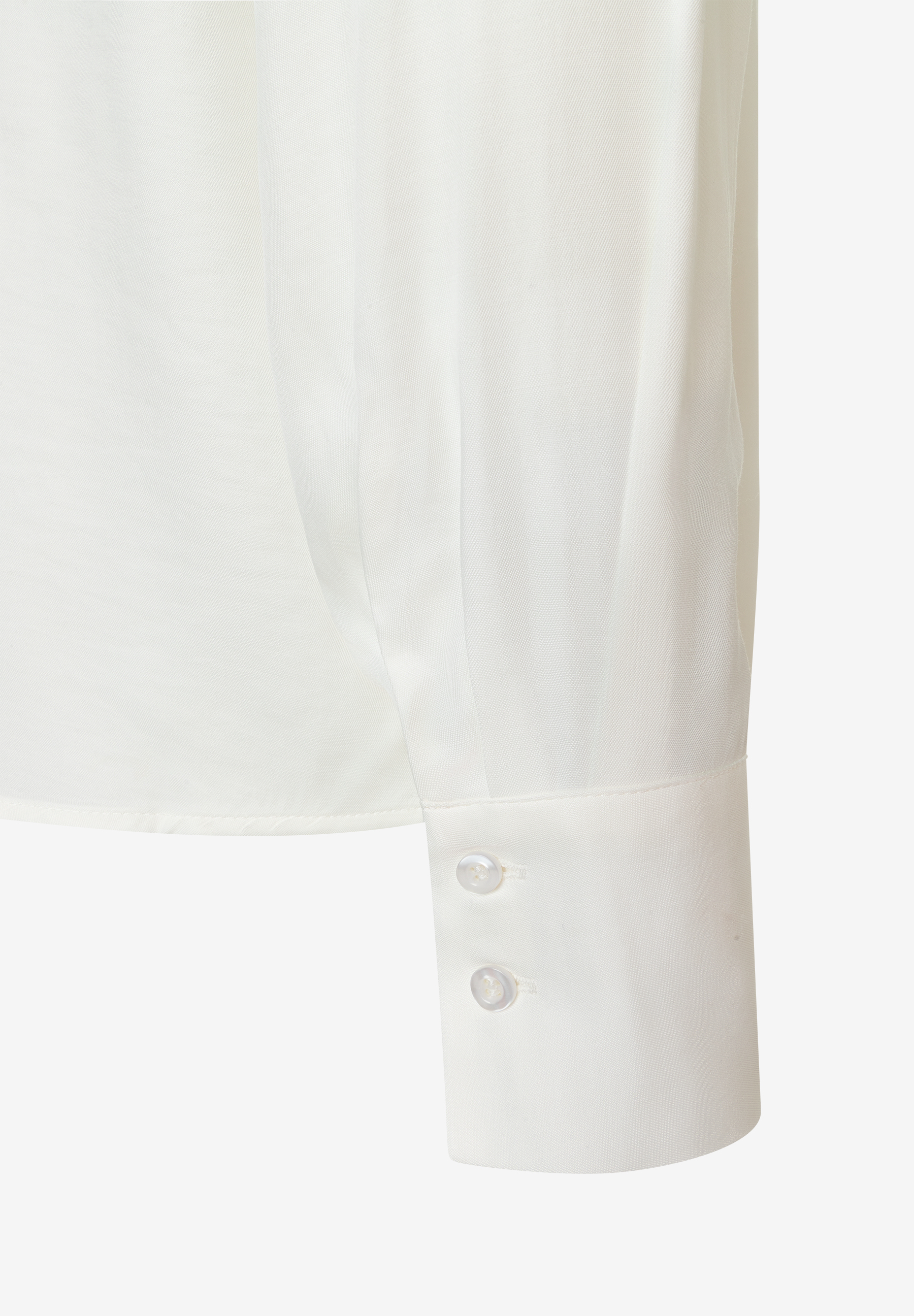 MORE & MORE Viskose-Bluse mit fließendem, hautfreundlichem Material und angenehmem Tragekomfort in Creme. MORE & MORE Viskose-Bluse mit fließendem, hautfreundlichem Material und angenehmem Tragekomfort in Creme.