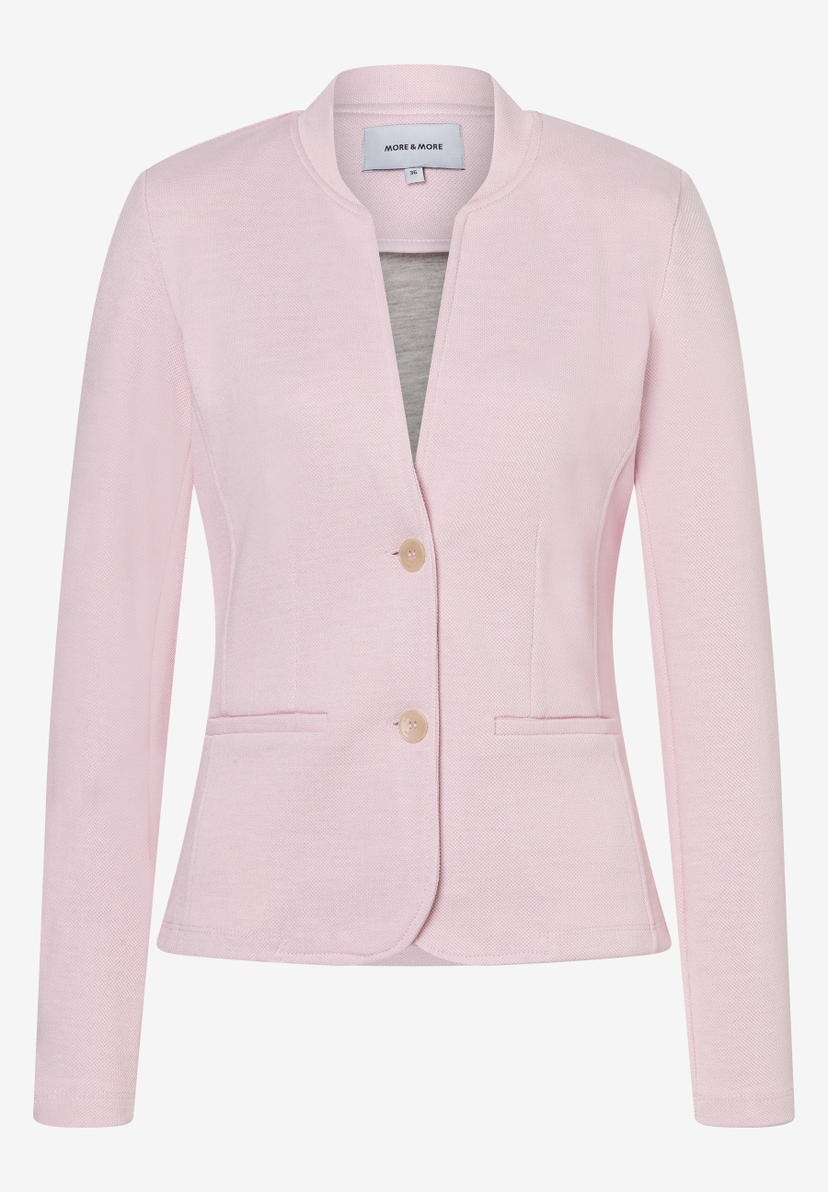 Ein rosafarbener Blazer von MORE & MORE aus Jersey mit Knöpfen und Taschen. Ein rosafarbener Blazer von MORE & MORE aus Jersey mit Knöpfen und Taschen.