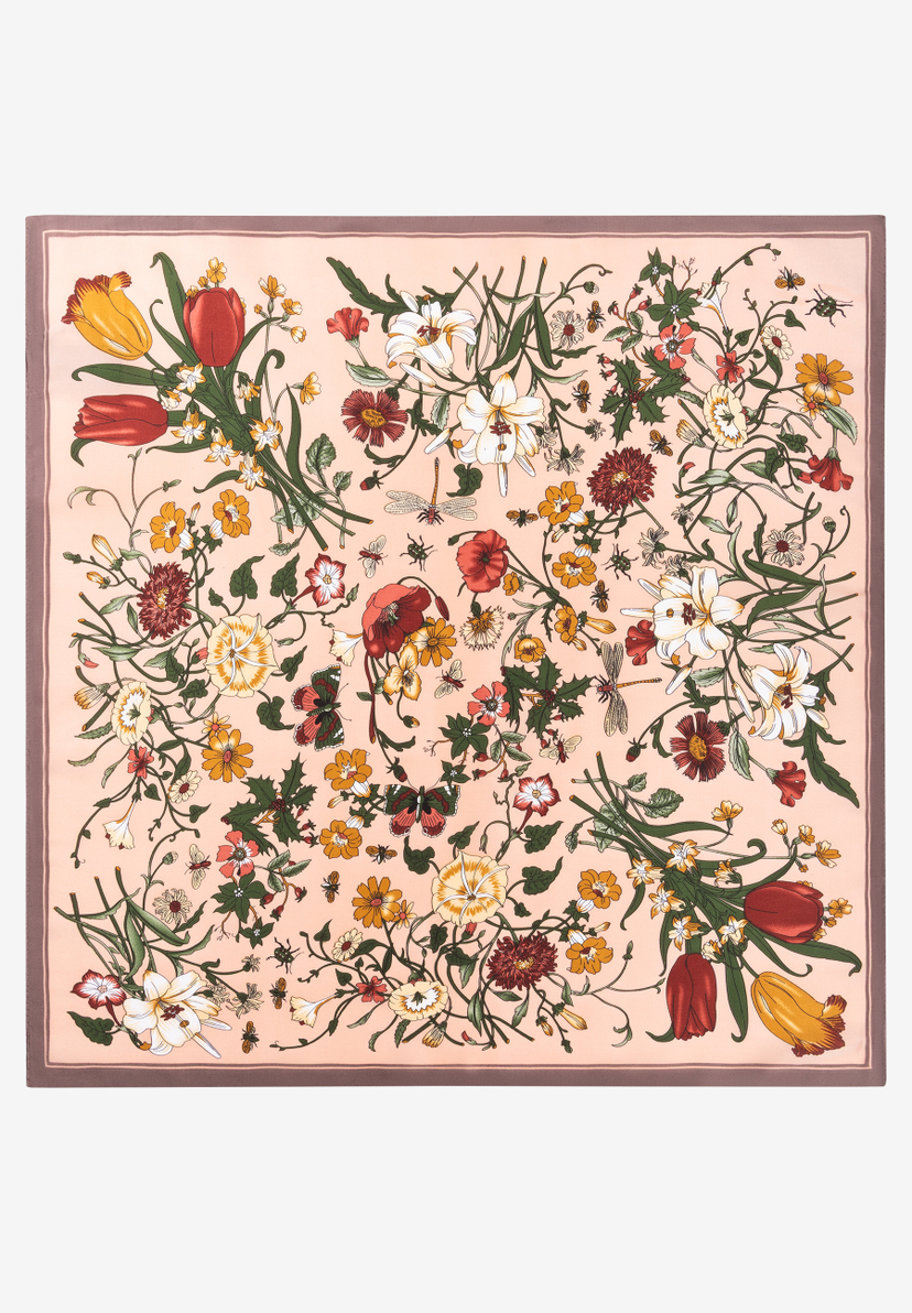 MORE & MORE Accessoires: Tuch mit zartem Blüten- und Insektenmuster in Rosa, Creme, Grün und Rot. Eine braune Linie teilt das Bild. MORE & MORE Accessoires: Tuch mit zartem Blüten- und Insektenmuster in Rosa, Creme, Grün und Rot. Eine braune Linie teilt das Bild.