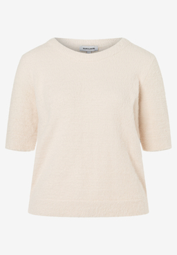 MORE & MORE Kurzarm-Pullover in Crème, flauschig strukturiert mit Rundhalsausschnitt und Rippbündchen an Ärmeln und Saum.