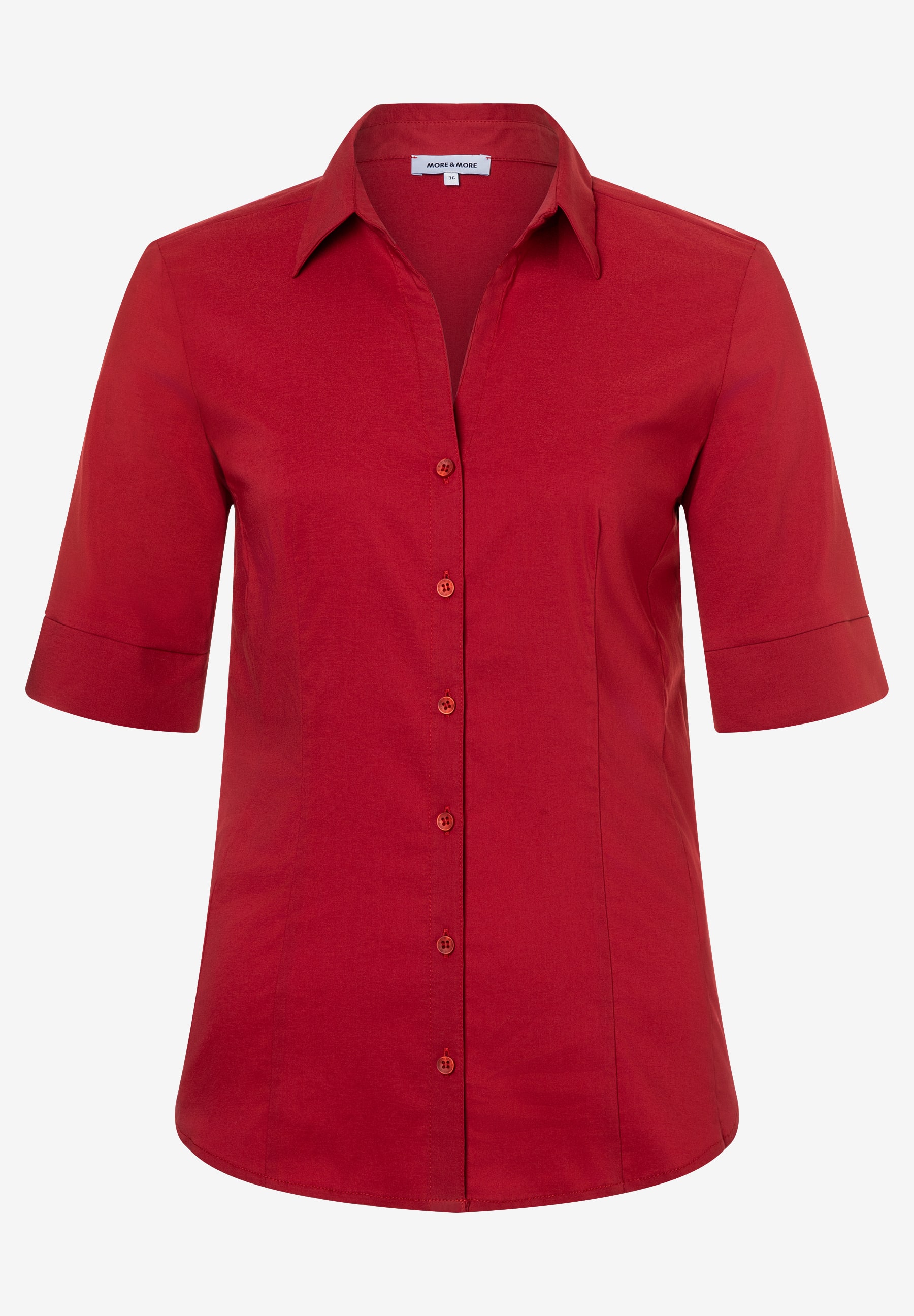 MORE & MORE Popeline-Bluse in Rot mit halblangen Ärmeln, Knopfleiste und Kragen, hautfreundlich und elastisch. MORE & MORE Popeline-Bluse in Rot mit halblangen Ärmeln, Knopfleiste und Kragen, hautfreundlich und elastisch.