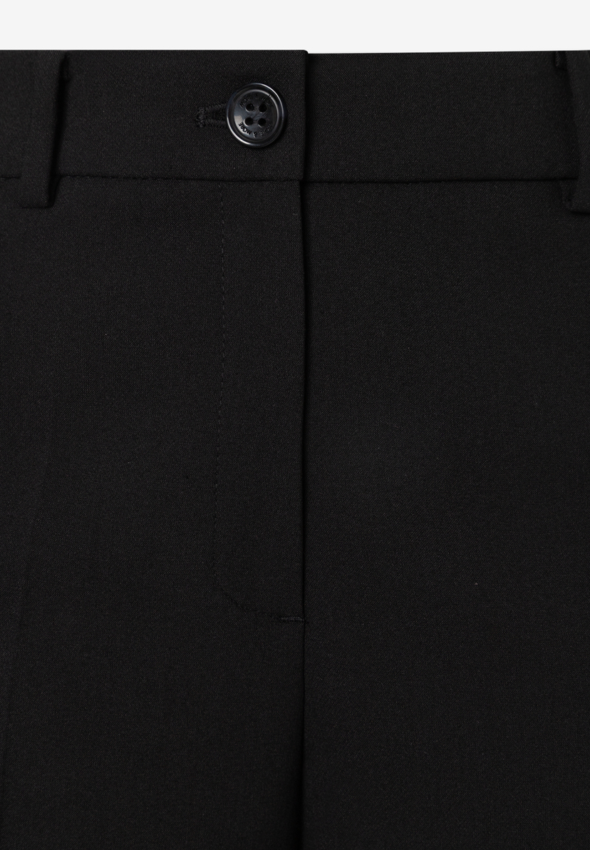 MORE & MORE schwarze Jeans/Hose mit Knopfverschluss, vier Löchern und Schriftzug MORE & MORE schwarze Jeans/Hose mit Knopfverschluss, vier Löchern und Schriftzug