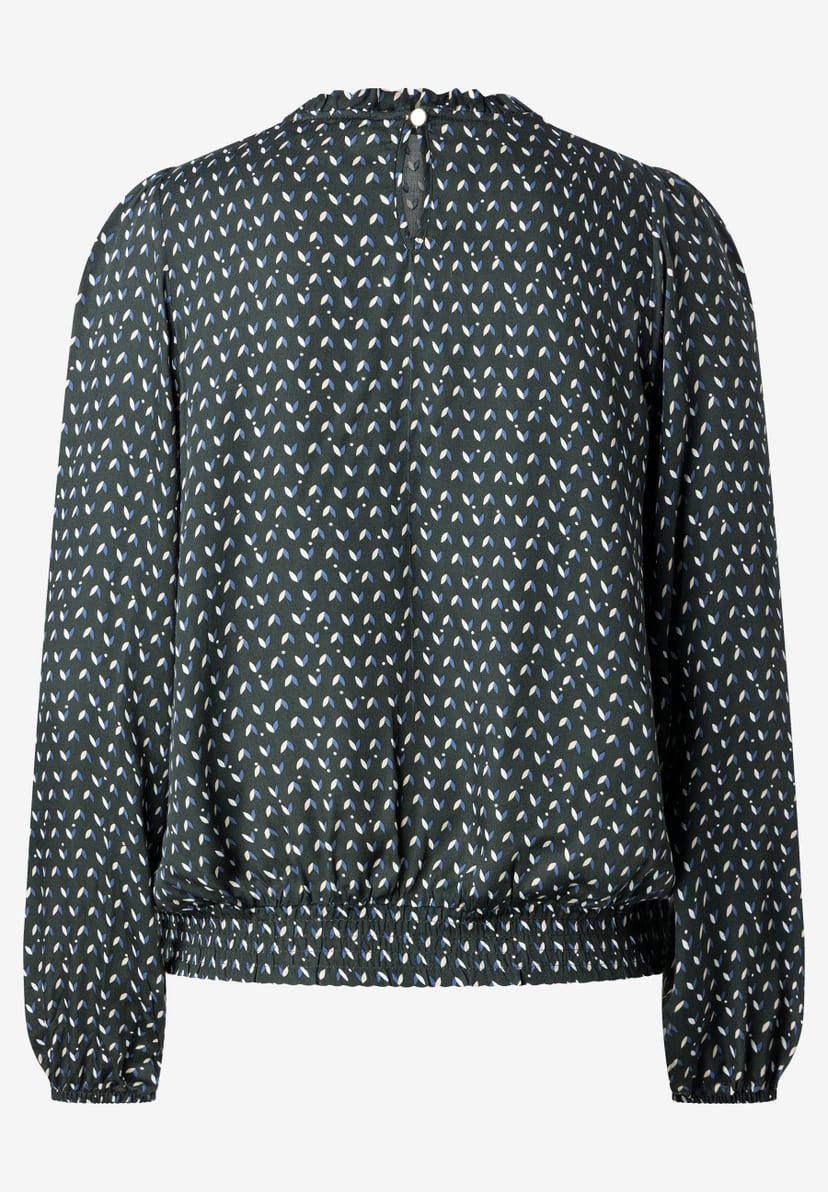 MORE & MORE Viskose-Bluse in Dunkelgrün mit elegantem Punktemuster in Weiß und Blau, Bündchen und Rollkragen. Lockerer Schnitt. MORE & MORE Viskose-Bluse in Dunkelgrün mit elegantem Punktemuster in Weiß und Blau, Bündchen und Rollkragen. Lockerer Schnitt.