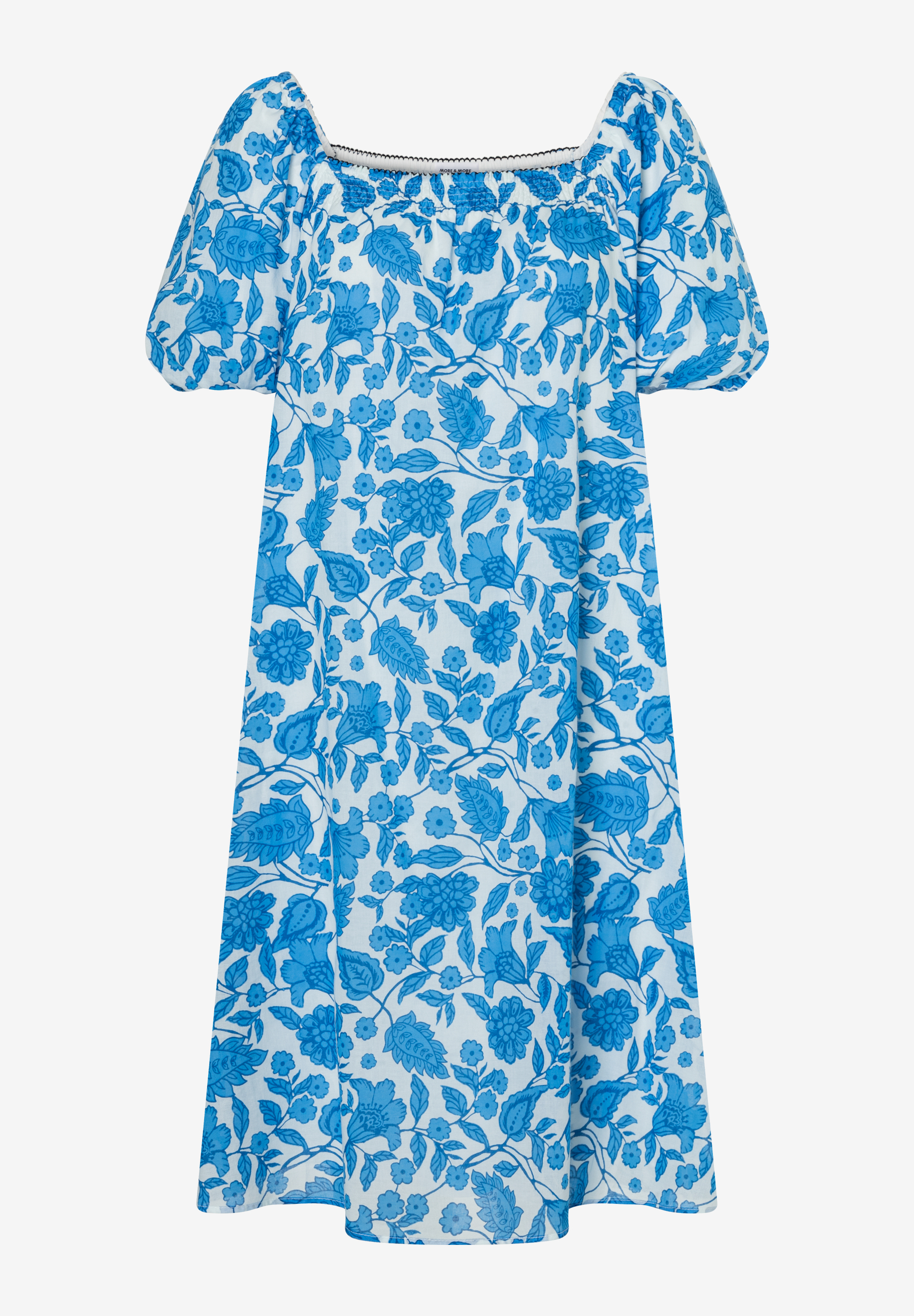 MORE & MORE leichtes Voile-Kleid mit blauen floralen Mustern auf weißem Grund, Carmen-Ausschnitt, Puffärmeln. MORE & MORE leichtes Voile-Kleid mit blauen floralen Mustern auf weißem Grund, Carmen-Ausschnitt, Puffärmeln.