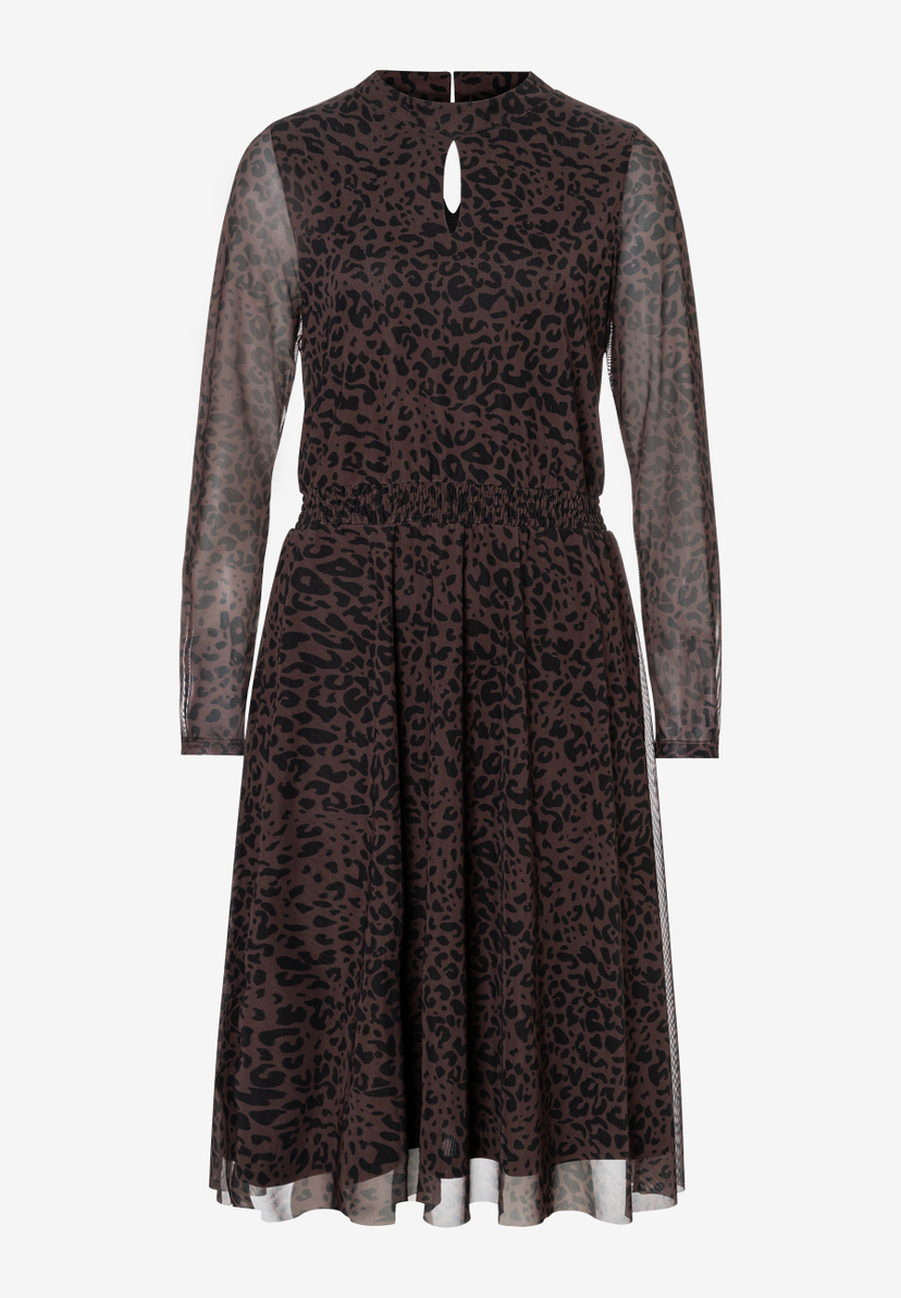 MORE & MORE Kleid in Braun mit durchsichtigem Leopardenmuster, langen Ärmeln und geraffter Taille. MORE & MORE Kleid in Braun mit durchsichtigem Leopardenmuster, langen Ärmeln und geraffter Taille.