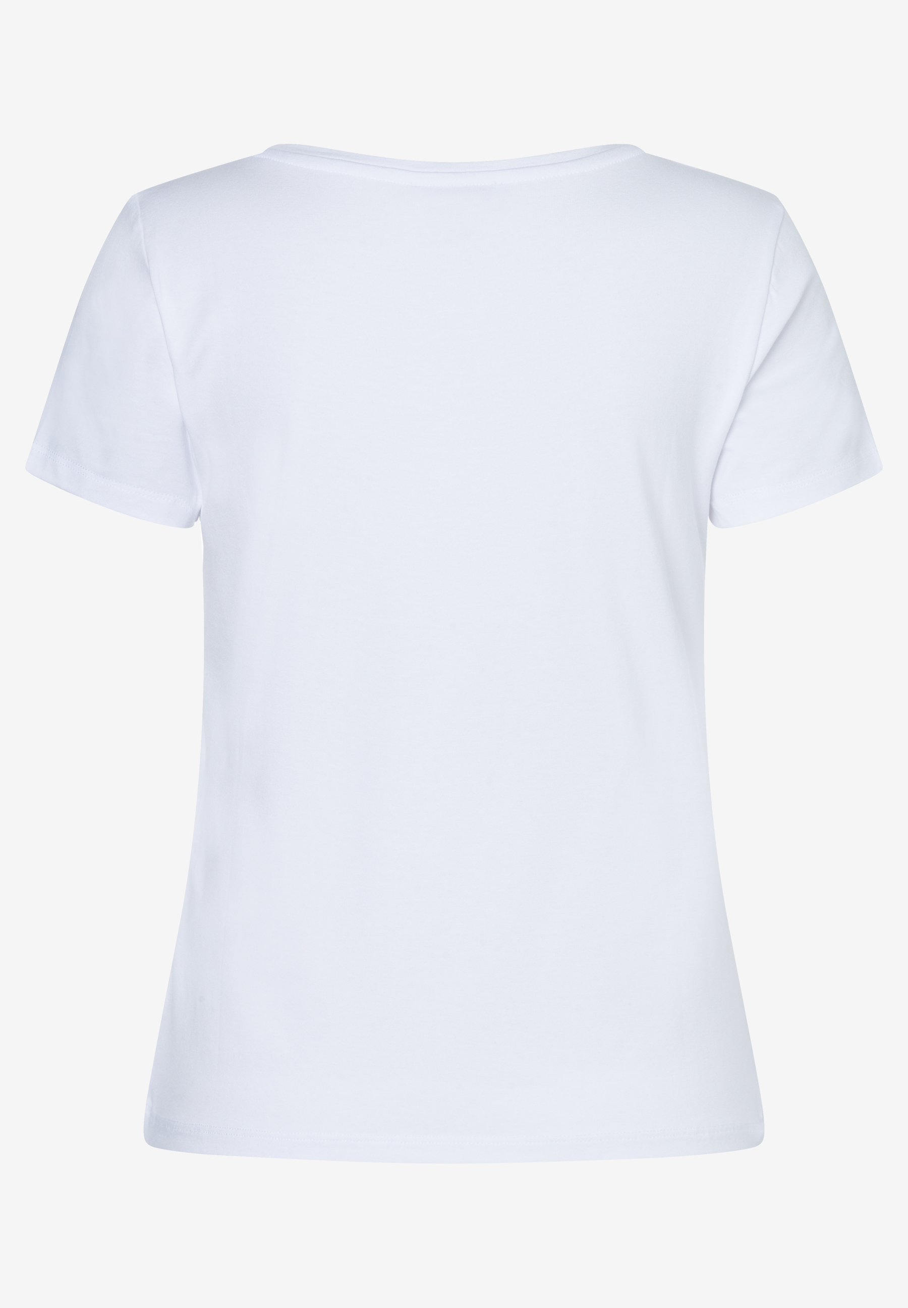Ein weißes T-Shirt von MORE & MORE, aus Jersey und mit kurzem Arm, liegt auf hellem Grund. Ein weißes T-Shirt von MORE & MORE, aus Jersey und mit kurzem Arm, liegt auf hellem Grund.