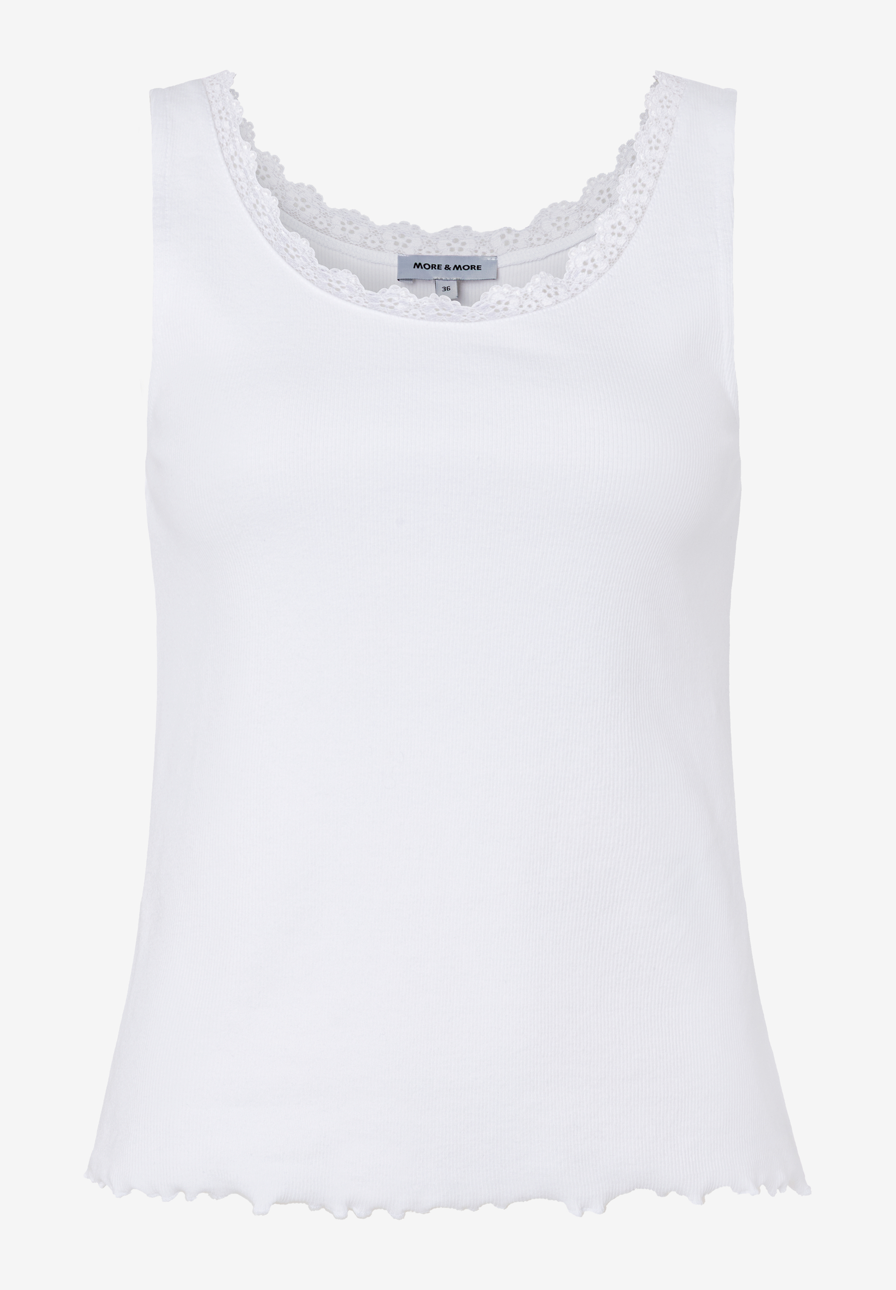 Ein weißes MORE & MORE Top mit Spitze am Ausschnitt.