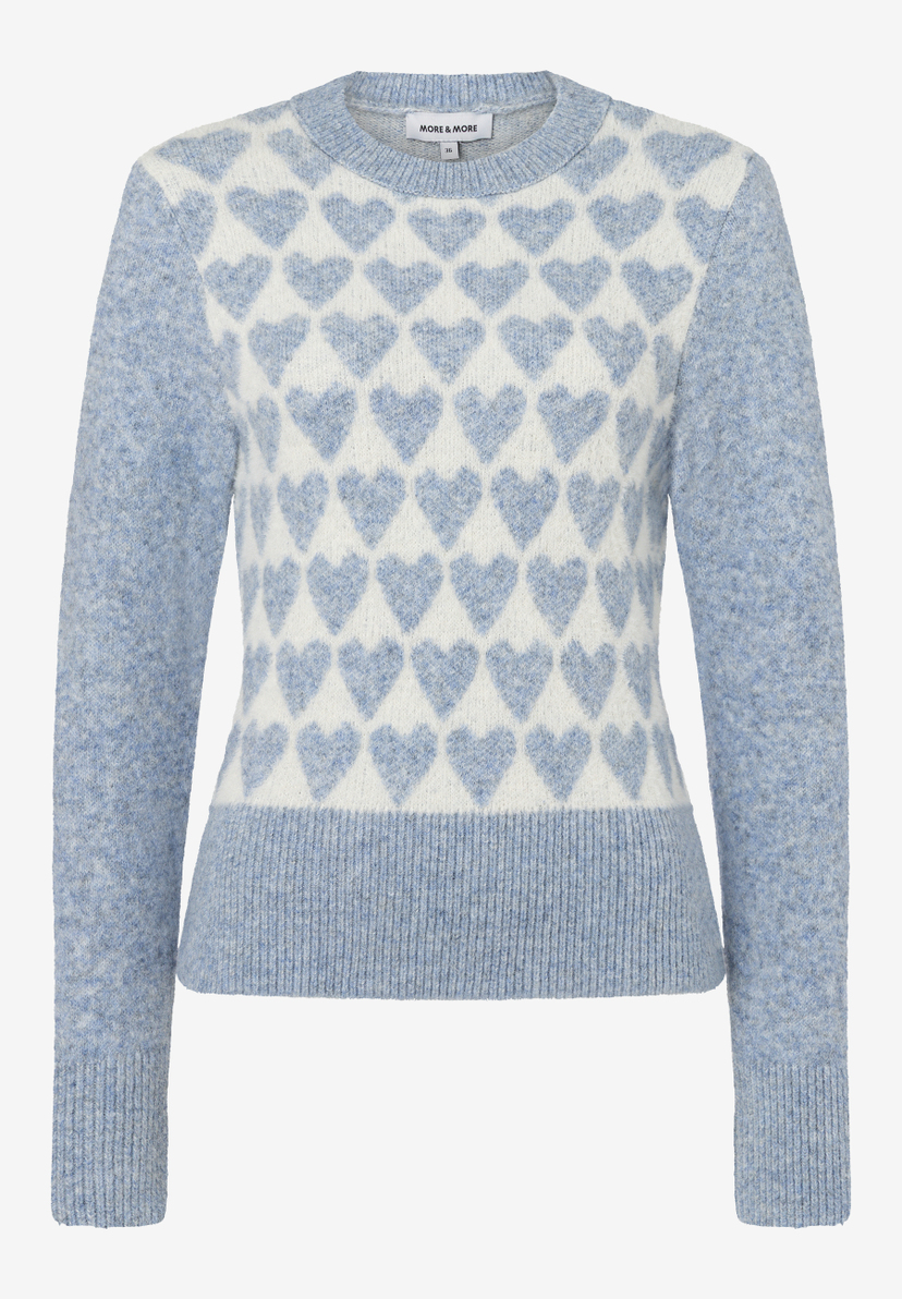 MORE & MORE Pullover mit hellblauen Herzen auf weißem Grund. Rippbündchen in Hellblau an Ärmeln und Saum. MORE & MORE Pullover mit hellblauen Herzen auf weißem Grund. Rippbündchen in Hellblau an Ärmeln und Saum.