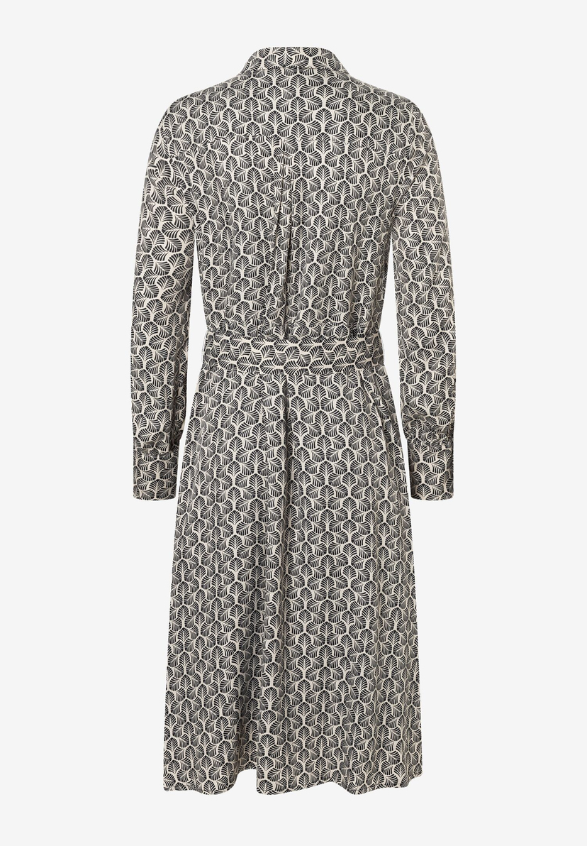 Ein MORE & MORE Oberteil, ein gemustertes Kleid, mit langen Ärmeln und Gürtel. Ein MORE & MORE Oberteil, ein gemustertes Kleid, mit langen Ärmeln und Gürtel.