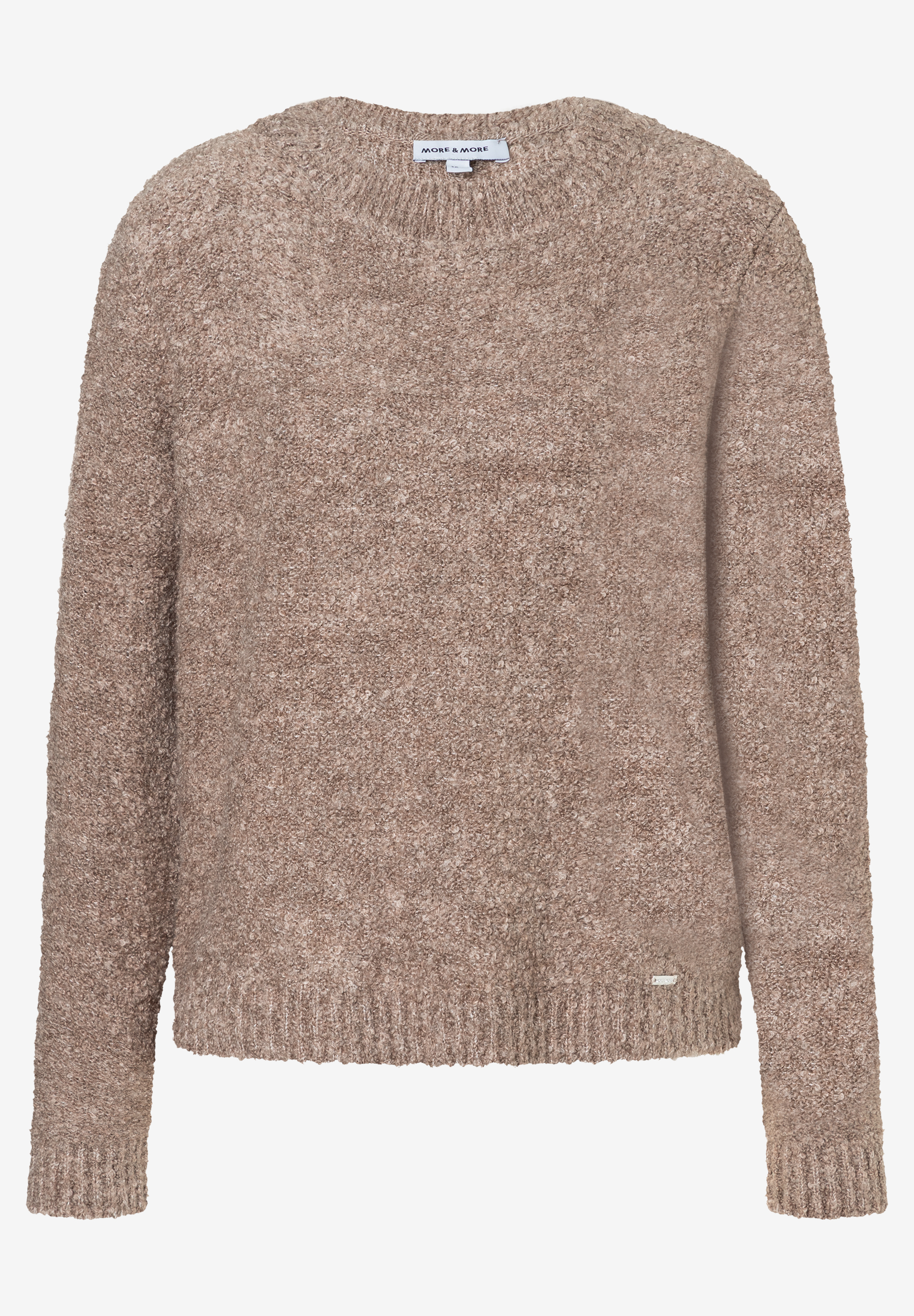 Ein warmer, beiger Strickpullover von MORE & MORE mit Bouclé-Textur und angenehmem Tragekomfort. Ein warmer, beiger Strickpullover von MORE & MORE mit Bouclé-Textur und angenehmem Tragekomfort.