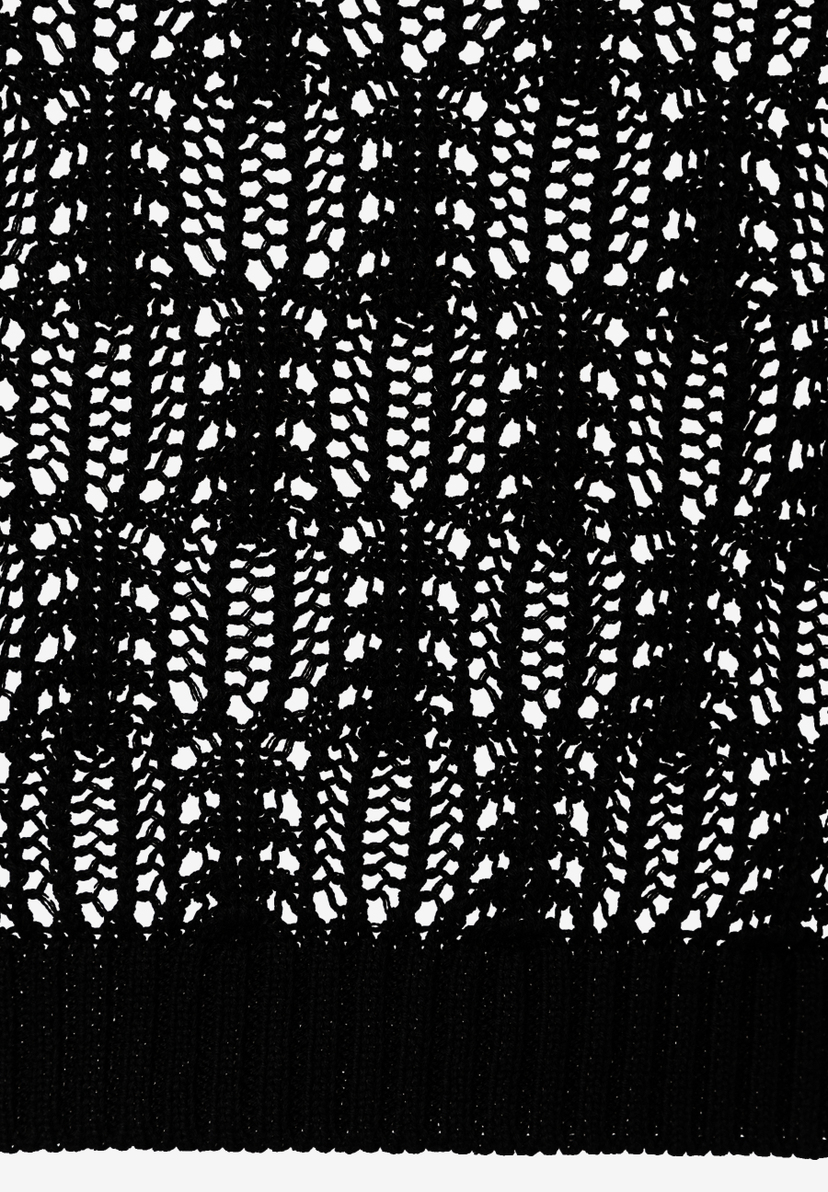 MORE & MORE Lochstrick-Pullover in Schwarz, transparenter Strick, angenehm dehnbar und hautfreundlich. MORE & MORE Lochstrick-Pullover in Schwarz, transparenter Strick, angenehm dehnbar und hautfreundlich.