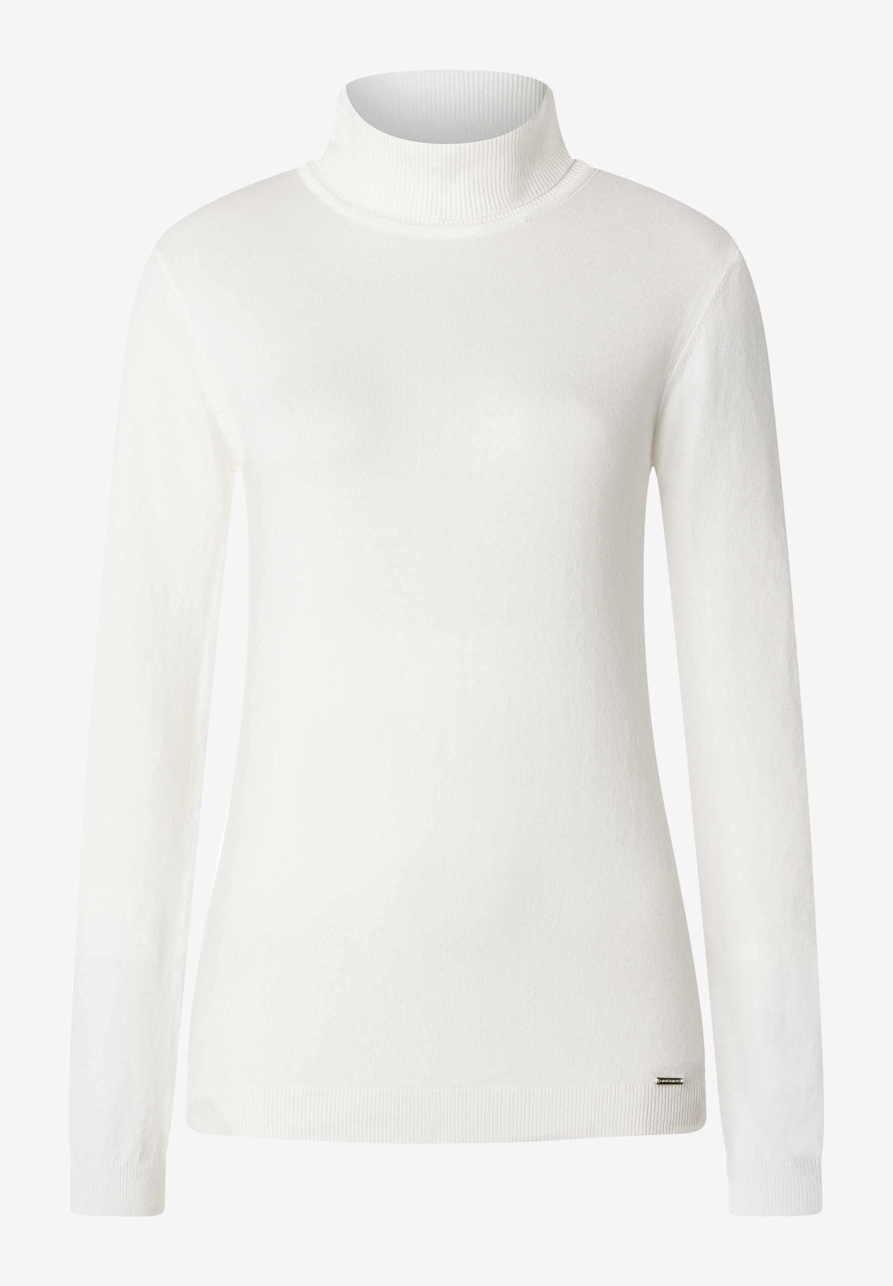 MORE & MORE weißer, hochgeschlossener Feinstrickpullover mit Rippbündchen und silbernem Markenlabel am Saum.