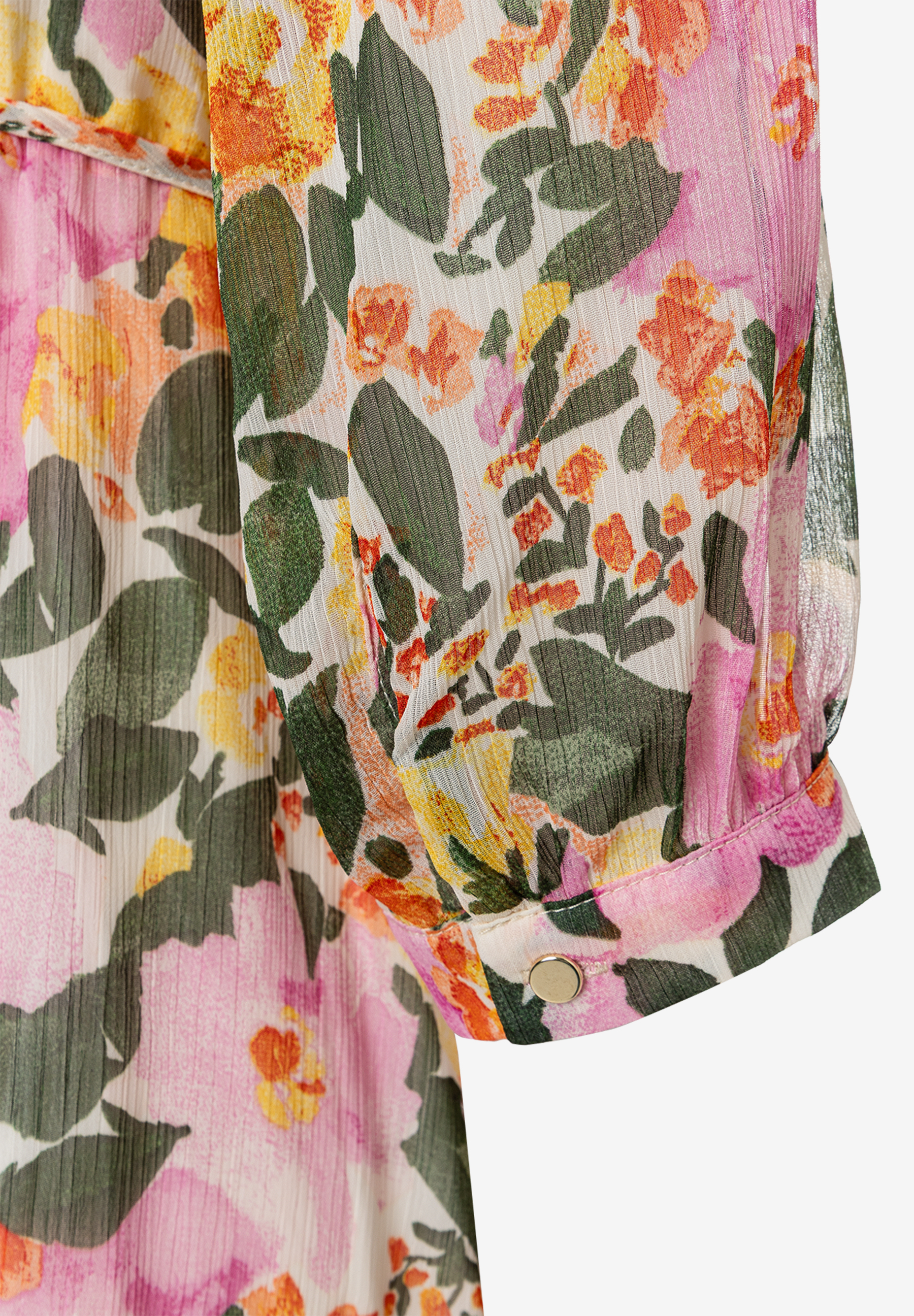 Ärmel eines MORE & MORE Chiffon-Oberteils mit floralem Muster und elastischer Konstruktion. Ärmel eines MORE & MORE Chiffon-Oberteils mit floralem Muster und elastischer Konstruktion.