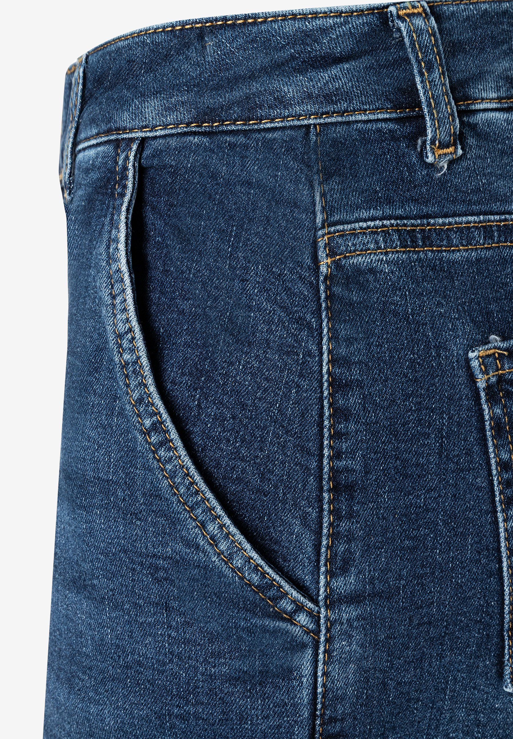 MORE & MORE Jeans aus elastischem Denim. Blauer Stoff mit orangefarbenen Nähten an Bund, Taschen und Nähten. MORE & MORE Jeans aus elastischem Denim. Blauer Stoff mit orangefarbenen Nähten an Bund, Taschen und Nähten.