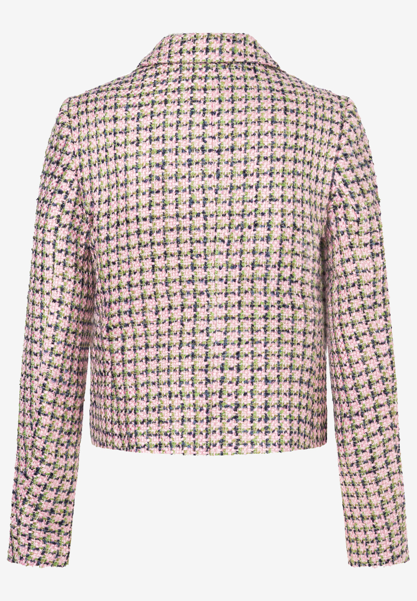 Rückansicht eines MORE & MORE Blazers mit pinkfarbenem Tweed-Muster, langen Ärmeln und Kragen. Rückansicht eines MORE & MORE Blazers mit pinkfarbenem Tweed-Muster, langen Ärmeln und Kragen.